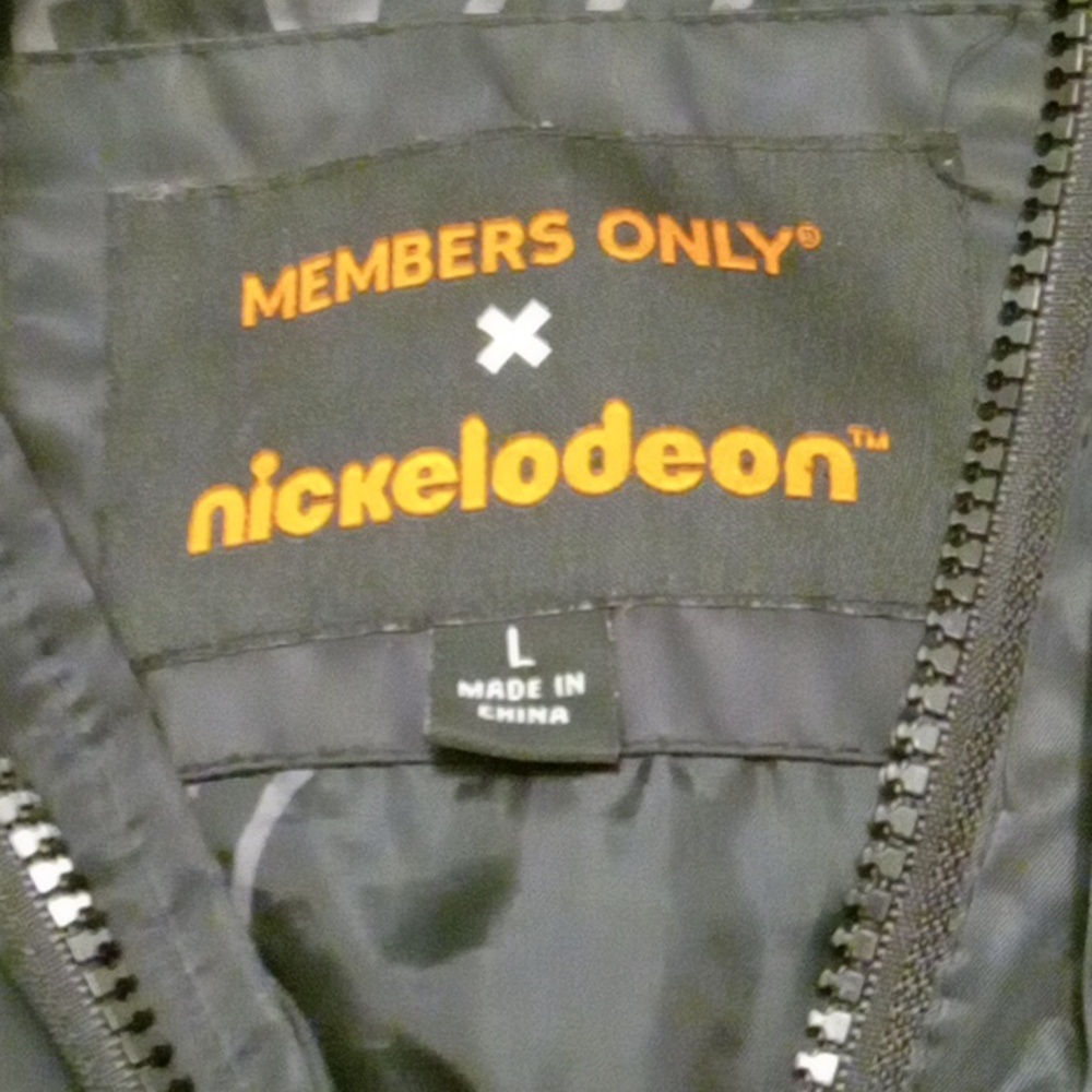 Members Only Multicolor Graphic Puffer Jacket - Picture 7 of 8